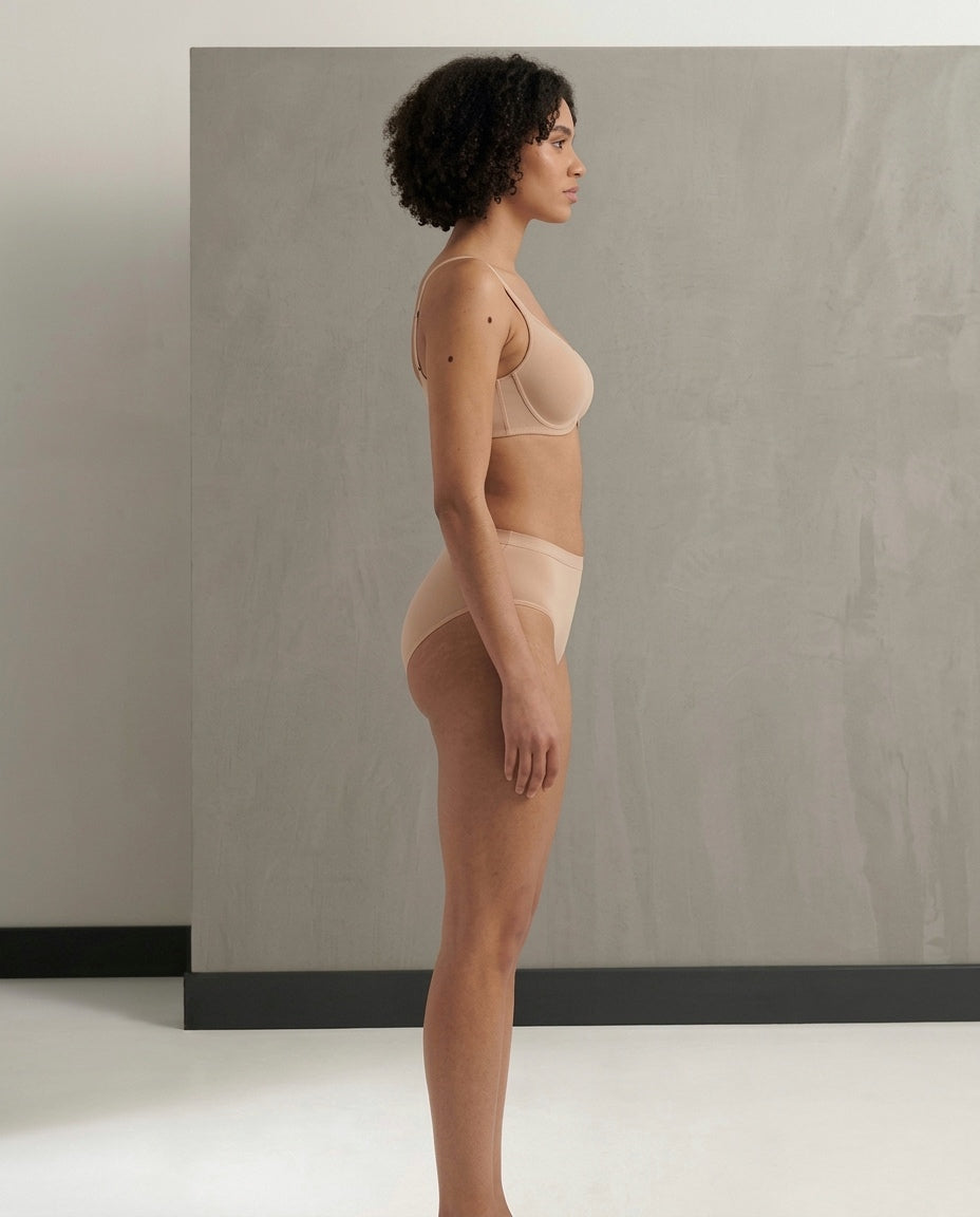 Velor Studio™ | AuraSculpt – Reggiseno Minimizzatore Ergonomico